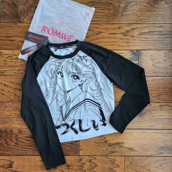 NWT Anime & Letter Print  Raglan Sleeve Top - Picture 6 of 8